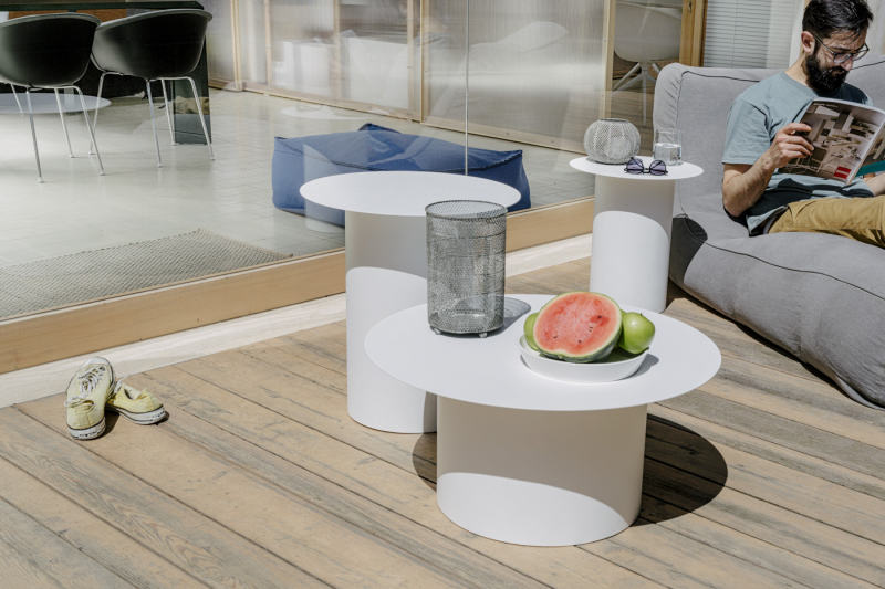 Chiodo 5 - tavolini, sgabelli, comodini