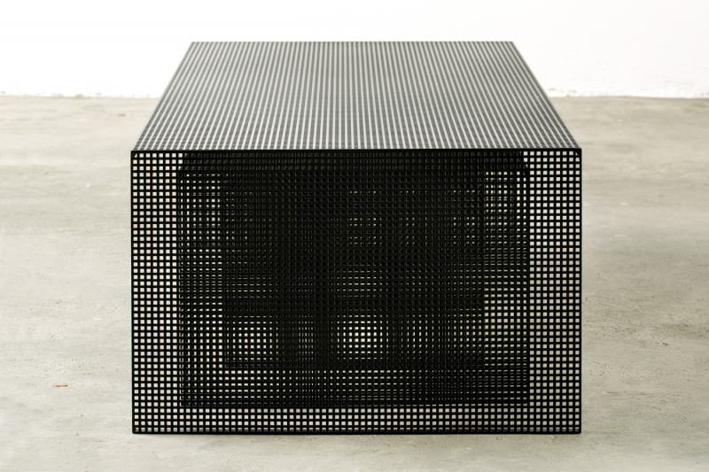 Dentro - tris di tavoli