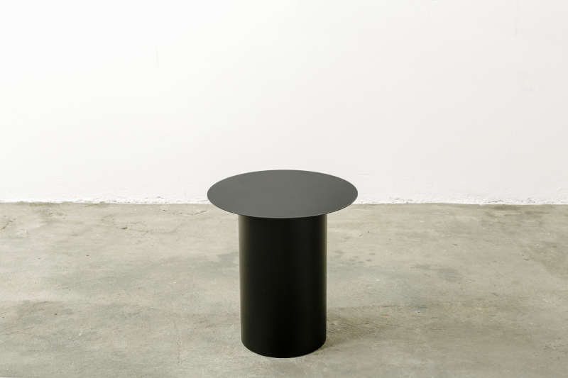 Chiodo 4 - tavolini, sgabelli, comodini