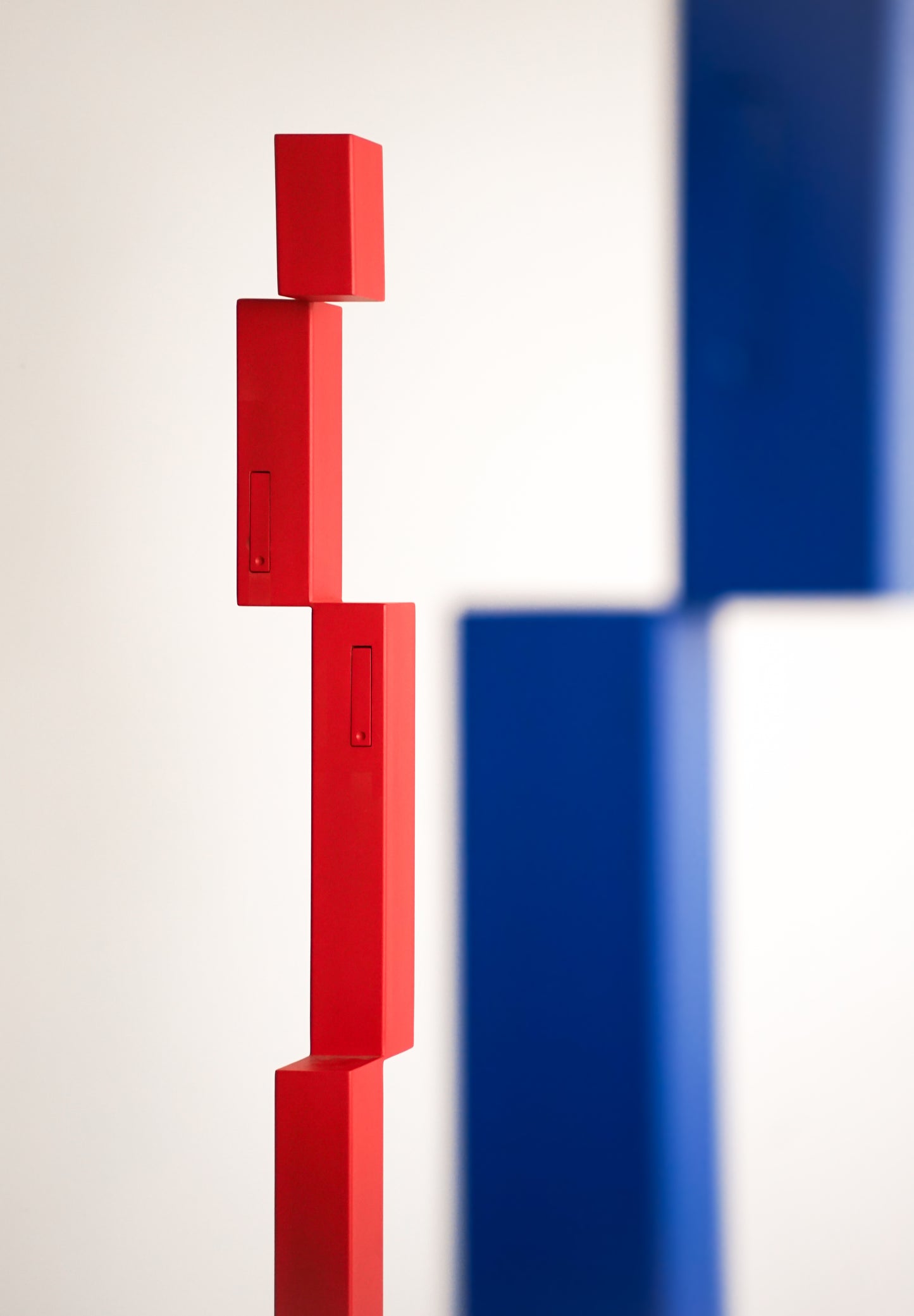 Pixel - hidden coat rack